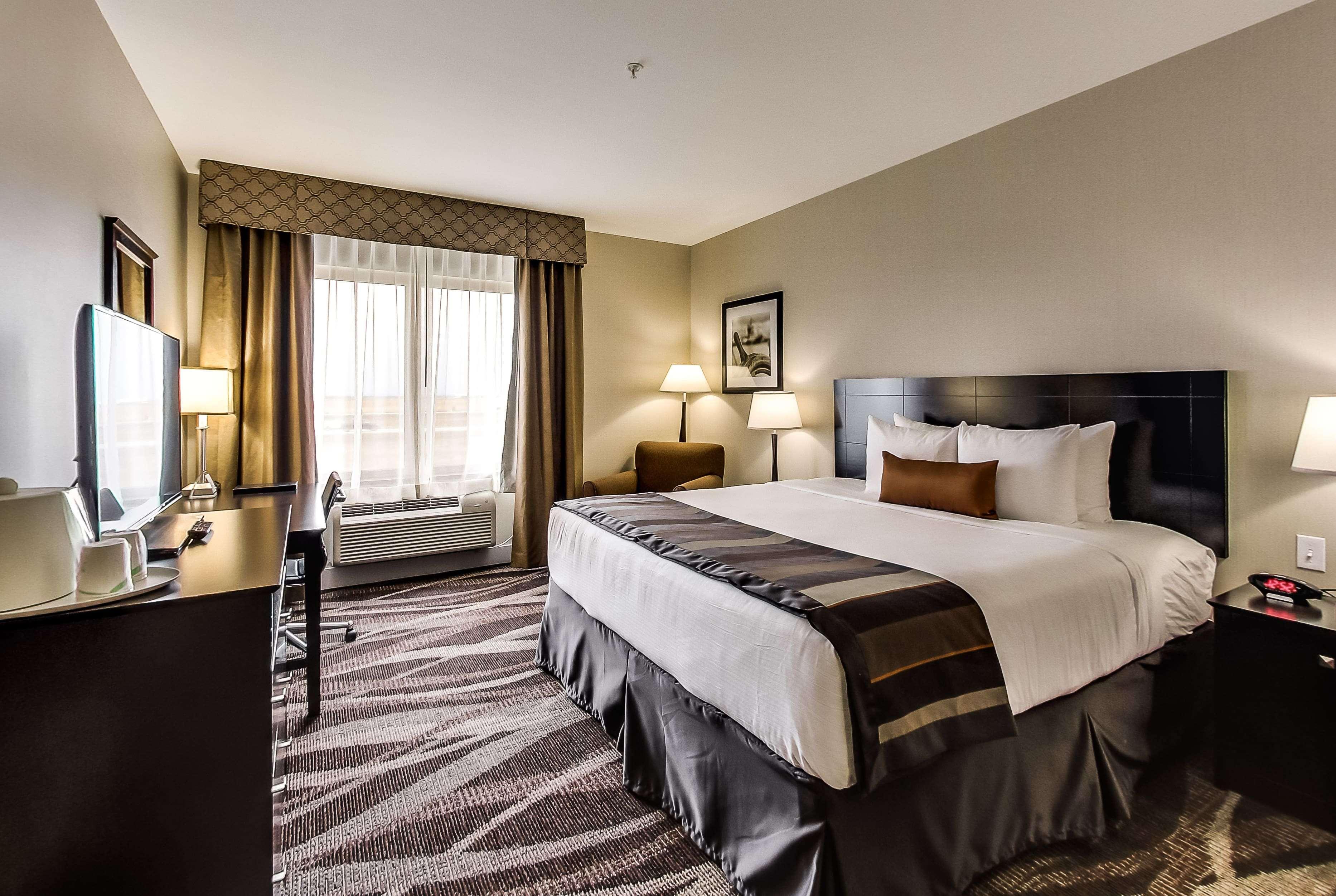 Radisson Hotel Edmonton Airport Ледюк Екстер'єр фото
