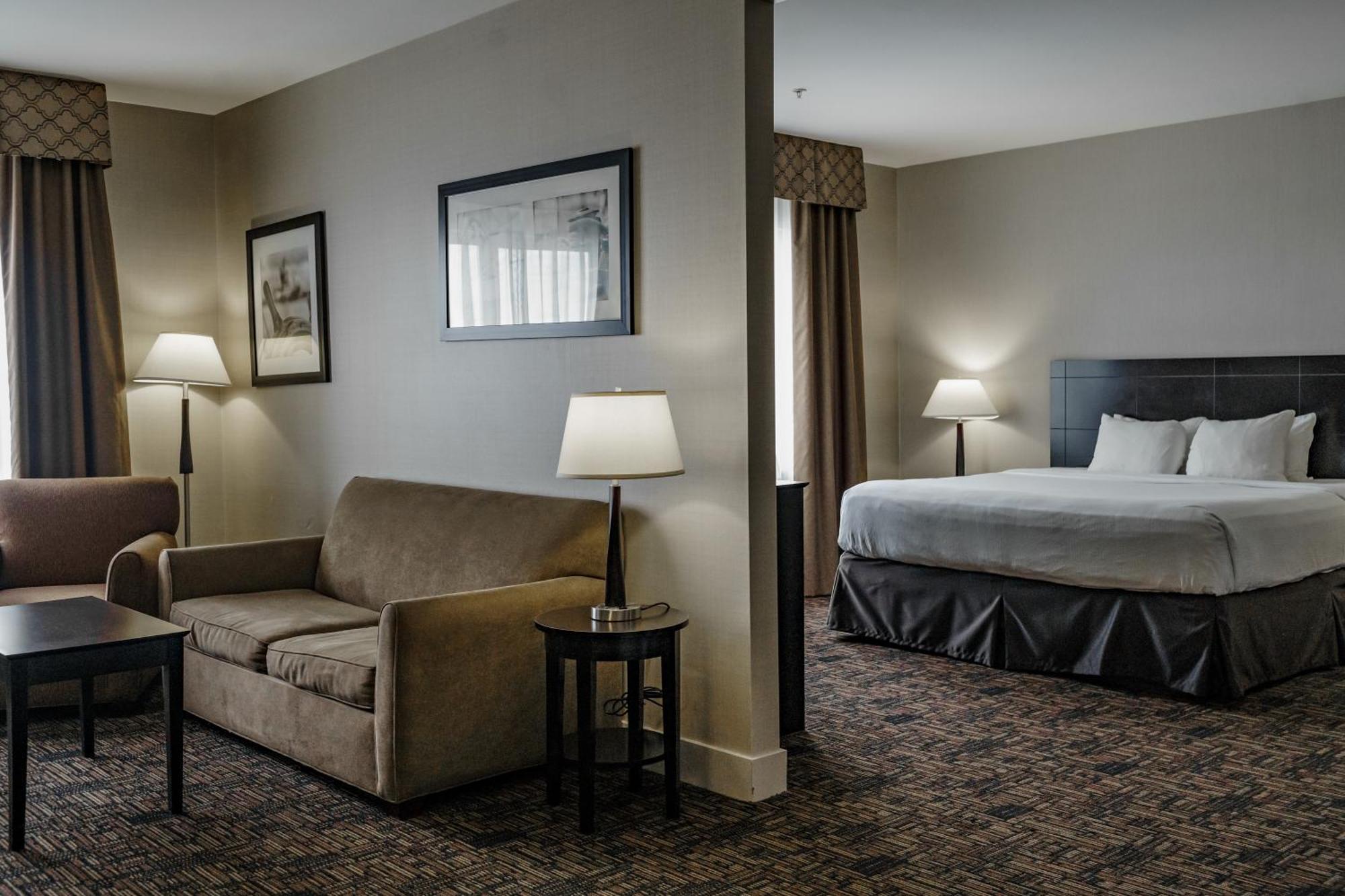 Radisson Hotel Edmonton Airport Ледюк Екстер'єр фото