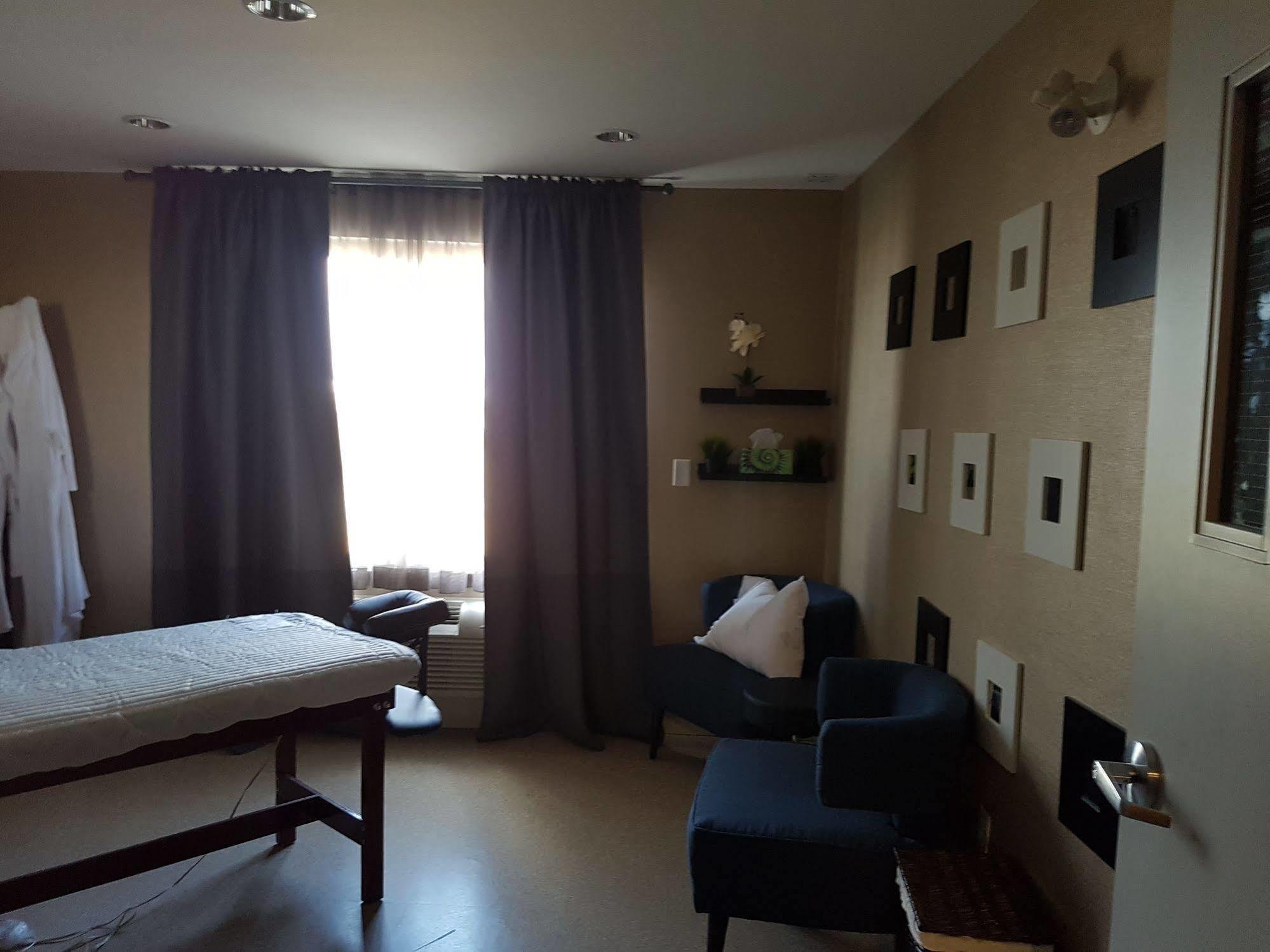 Radisson Hotel Edmonton Airport Ледюк Екстер'єр фото