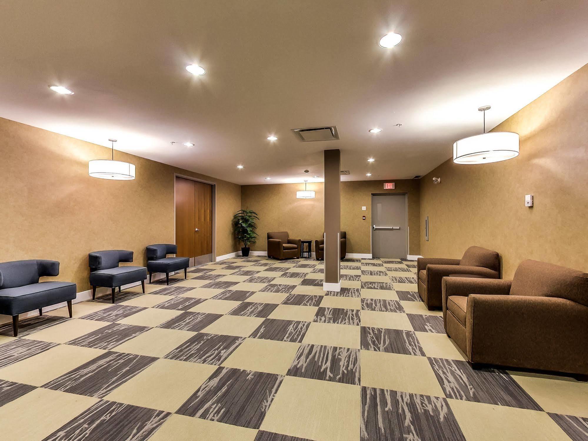 Radisson Hotel Edmonton Airport Ледюк Екстер'єр фото